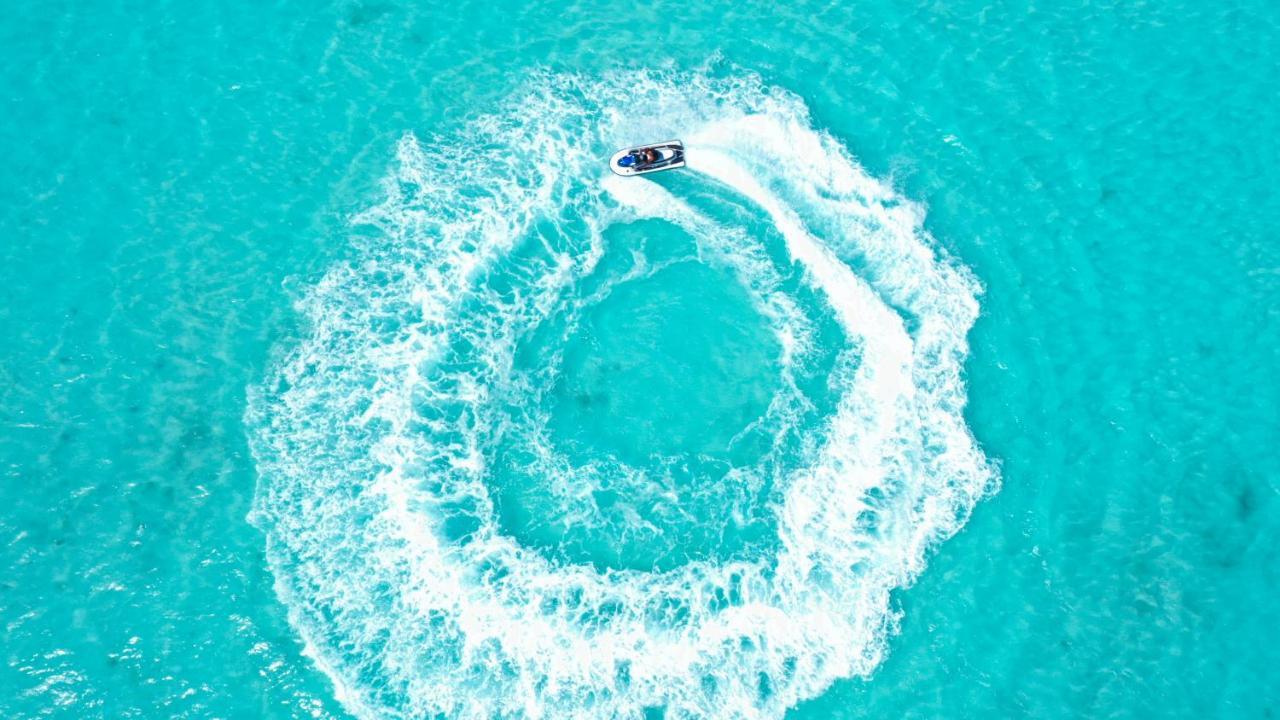 South Palm Resort Maldives With First-Ever Floating Spa Addu City Exteriér fotografie