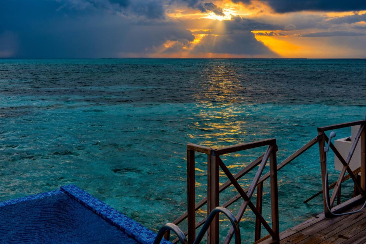 South Palm Resort Maldives With First-Ever Floating Spa Addu City Exteriér fotografie